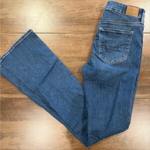 American Eagle Outfitters Women's High Rise Blue Jeans